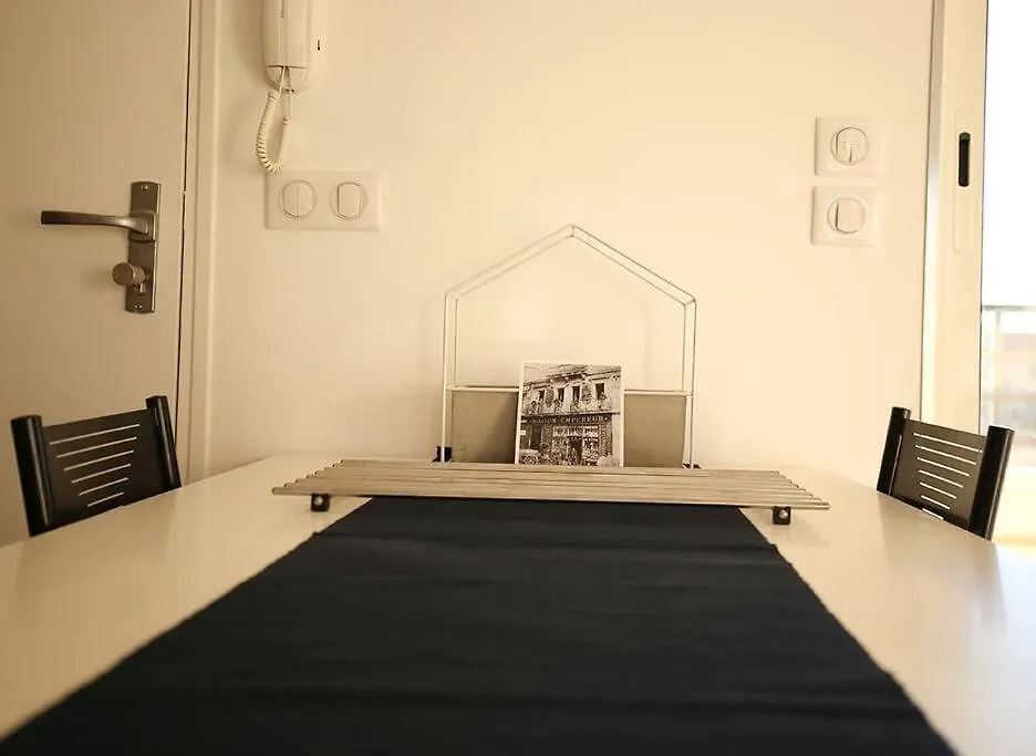 Lägenhet Superbe Appartement Grande Terrasse Vue Notre Dame Marseille